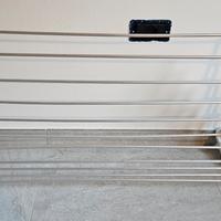 Stendi biancheria pieghevole da parete