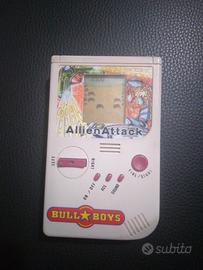 gioco portatile allien attack bull boys
