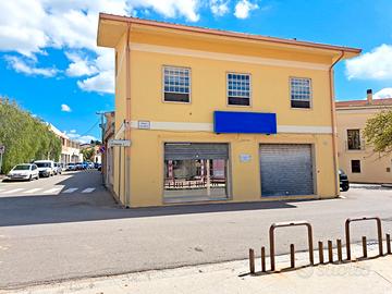 Piazza San Pietro- Locale commerciale