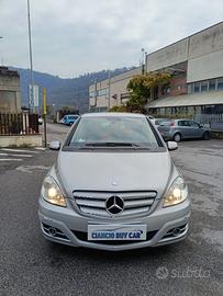MERCEDES-BENZ B 180 CDI