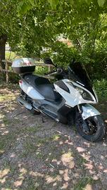 kymco downtown 300i 2011