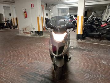 Kymco Dink 200i - 2009