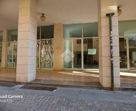 NEGOZIO A GALLARATE
