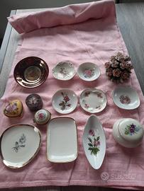 piattini nr 9 scatoline nr 4 rose in fine porcella