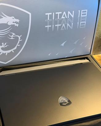 MSI Titan 18 HX AI RTX 5090 Ultra 9 285HX 96GB 6TB
