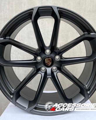 Set cerchi dedica Porsche GT Design da 21 Macan