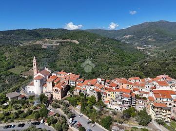 4 LOCALI A CIVEZZA