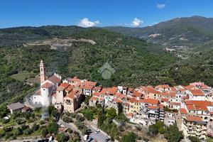 4 LOCALI A CIVEZZA
