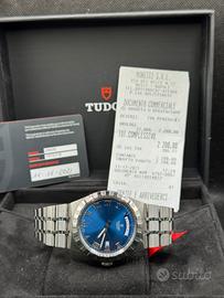 Tudor royal