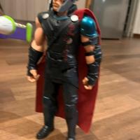 Hulk, Thor, Buzz Lihtyear (Toy Story)