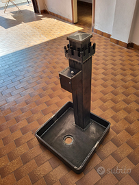 Fontana a forma di torre da giardino