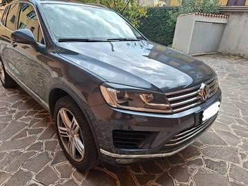 Volkswagen Touareg 1/2016 180.000 KM