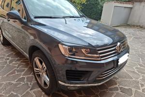 Volkswagen Touareg 1/2016 180.0000 KM