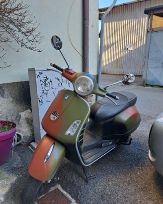 VESPA GTS 250 (2006)