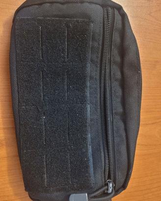 Pouch Tattica / Tasca MOLLE Nera con Velcro