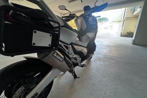 Honda X-ADV750 Akrapovic Travel