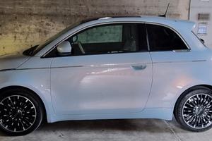FIAT 500 E LA PRIMA FULL OPTIONAL