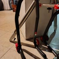 Cavalletti da officina per moto