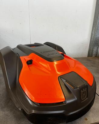 Robot Husqvarna 550 EPOS professionale