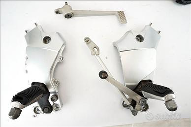 YAMAHA BT 1100 Bulldog 02 06 pedane pilota