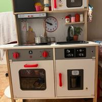 Cucina giocattolo in legno completa di access