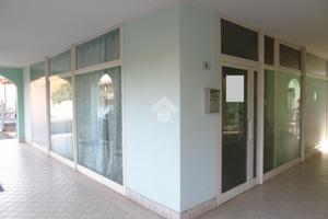 UFFICIO A AZZANO MELLA