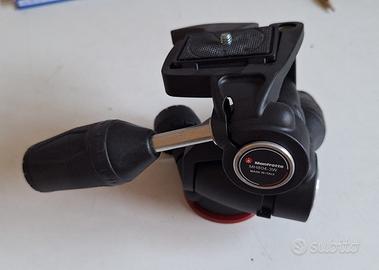 Testa fotografica a tre vie Manfrotto MH804-3W