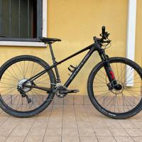 Focus Raven 29 8.8 MTB 2020 small