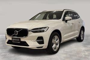 Volvo XC60 2.0 B4 Momentum Pro auto
