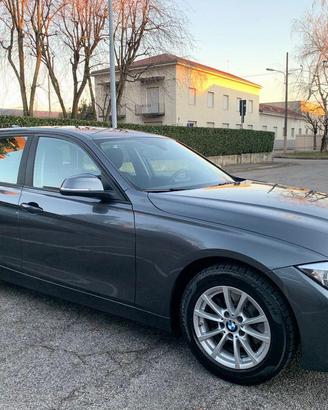 BMW 318d Touring  (2014)