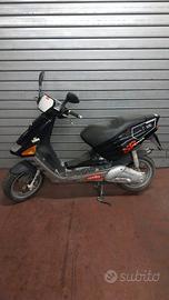 Aprilia SR 50 Chesterfield Max Biaggi - 1996 - Doc