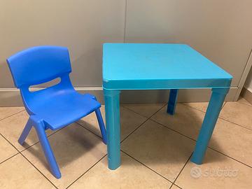 Tavolino e sedia - Tutto per i bambini In vendita a Brescia