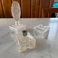 Set da toilette vintage in vetro lavorato in perfe