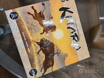 kitara. mai usato. carte imbustate