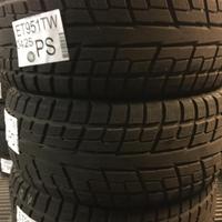 4 gomme Yokohama 265/50 R 20 Invernali