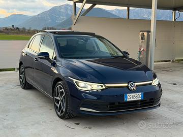 Golf 8 style