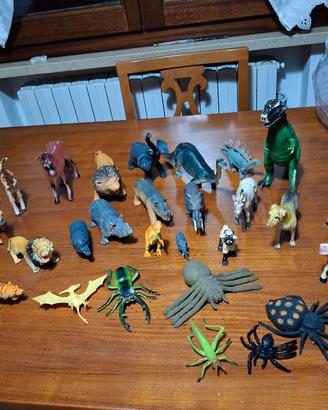 animali in plastica