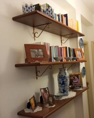 Libreria a mensole