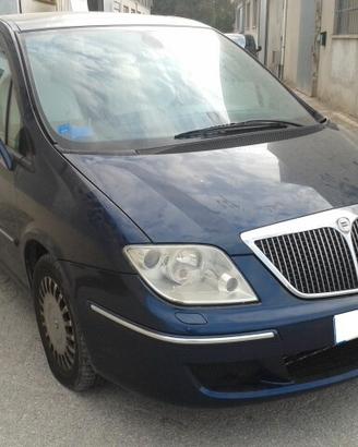 Lancia Phedra 2.2 JTD Emblema