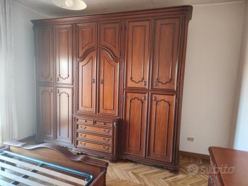 Camera da letto matrimoniale in vero legno