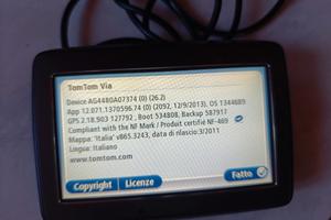 TomTom Via GPS funzionante,Display attivo, mappe 