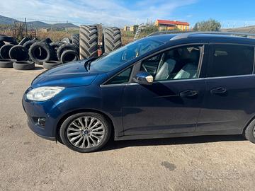 Ford c-max 7 posti