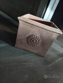 vaso in resina 