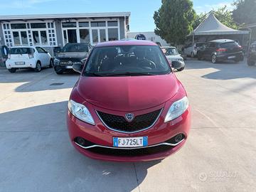 Lancia Ypsilon 1.2 69 CV 5 porte Silver