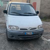 Nissan vanette