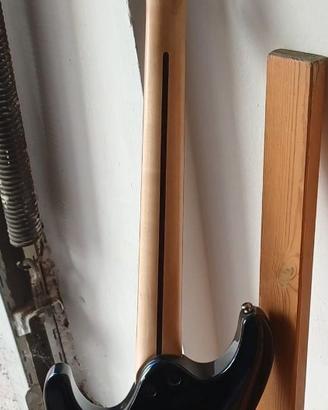 chitarra elettrica ibanez Gio