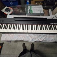 Pianoforte Digitale (Tastiera) + Accessori