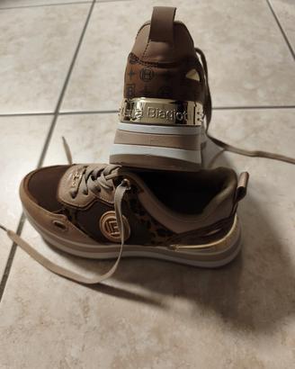 Scarpe Laura Biagiotti  tg. 38