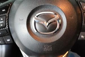Mazda 3 versione Exceed 2.2 diesel cambio manuale