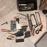 Lotto Attrezzi + set chiavi inglesi